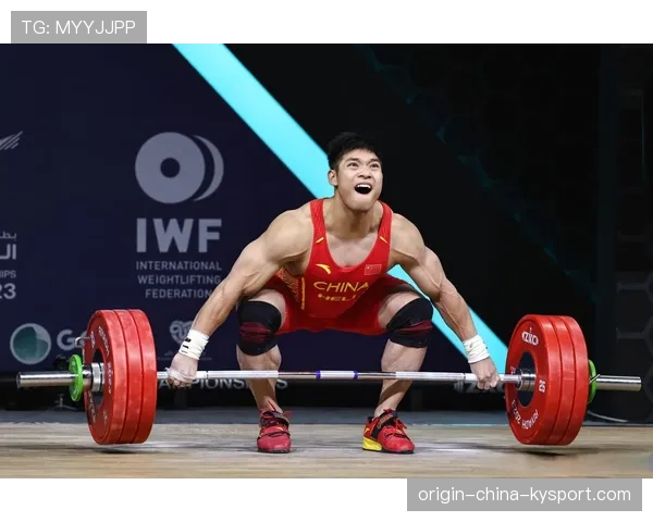 世界举重锦标赛优秀志愿者代表登台致辞，世界举重锦标赛奖金